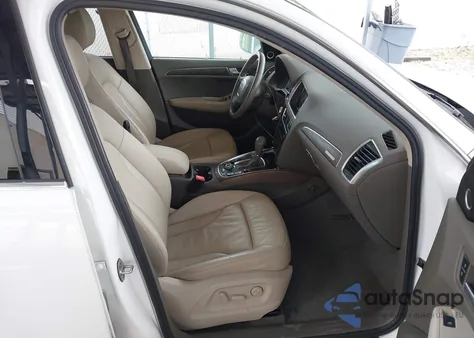 2011 Audi Q5 3.2 Premium Plus z USA, uszkodzony, nr VIN WA1DKAFP9BA097454